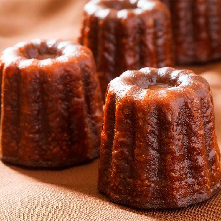 'Canelés' listos para comer