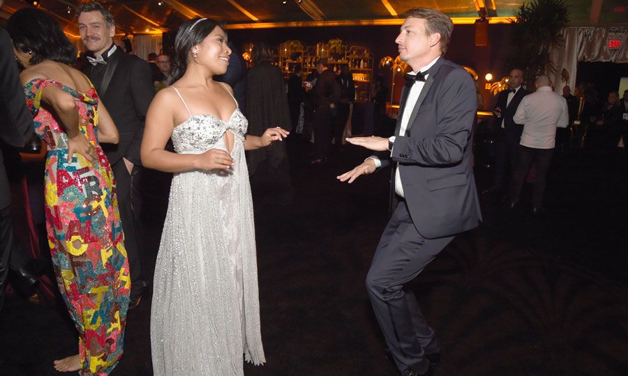 yalitza aparicio golden globes dancing