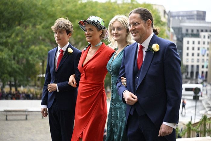 La princesa Delphine, con sus hijos por primera vez en una boda real