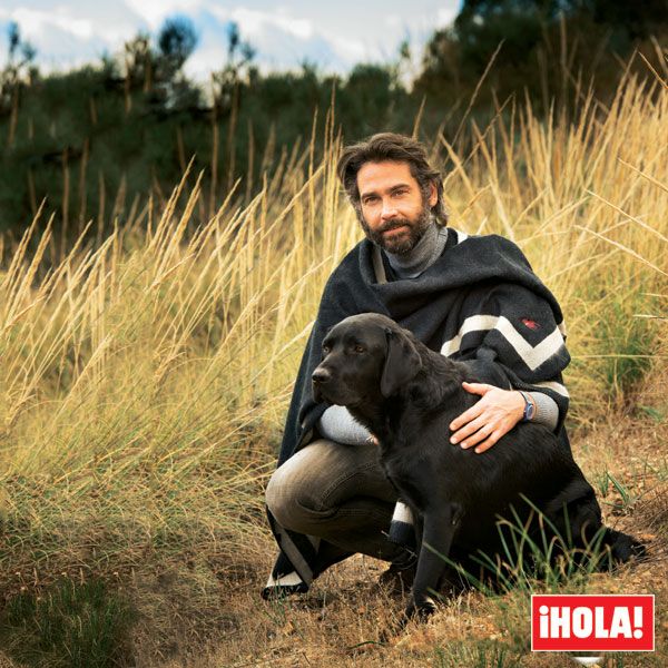 ‘Gracias a un refugio encontré a mi perro en Ciudad Real. Me dijeron que lo encontró un señor y lo llevó allí’, explica en la revista de esta semana
