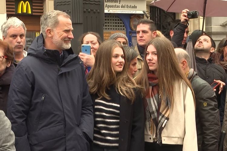 Leonor y Sofía de Borbón en la Semana Santa de Madrid