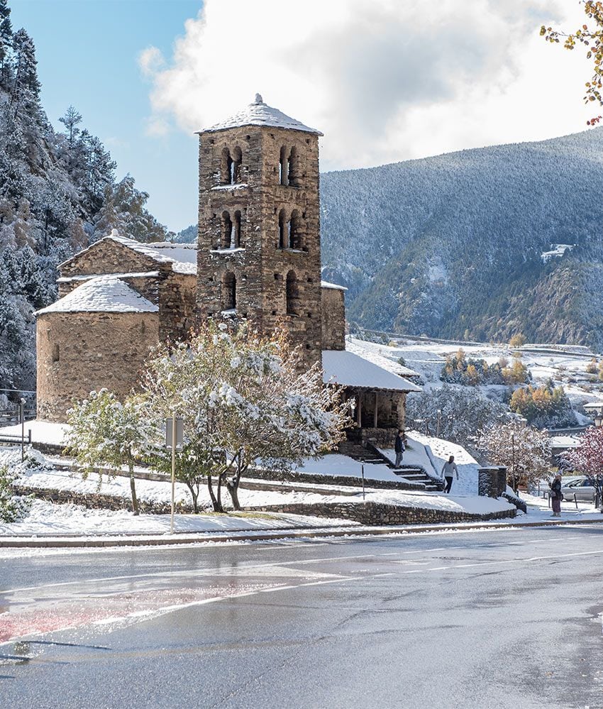 Iglesia de Sant Joan de Caselles 