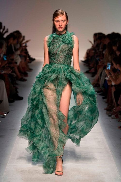 desfile_vestido_verde