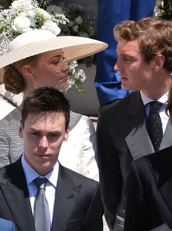 Pierre Casiraghi y Beatrice Borromeo fusionarán el glamour monegasco y la dolce vita italiana en sus dos citas nupciales: por lo civil el 25 de julio al mediodía en el palacio del Principado de Mónaco y por la Iglesia una semana después en una de las Islas Borromeas
