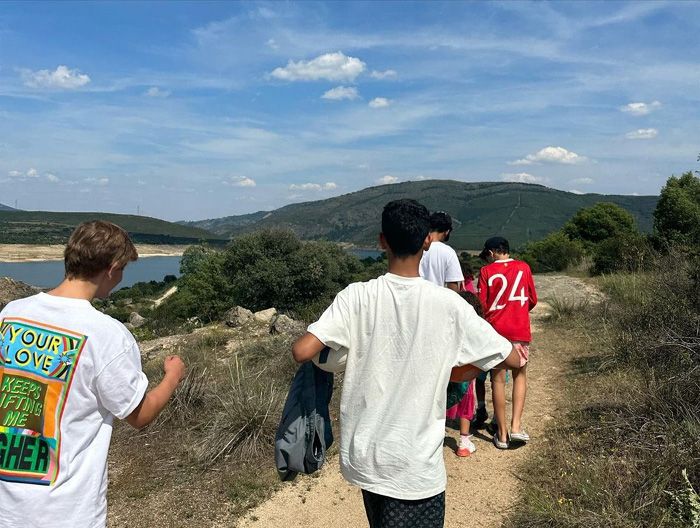 Cristiano Jr con amigos