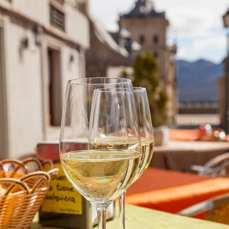 vino-escorial-adobe