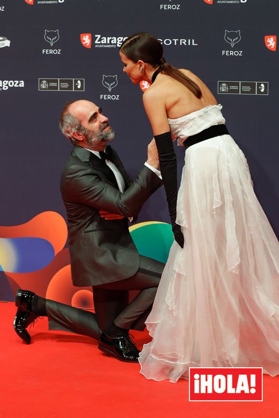El beso de película de Luis Tosar y María Luisa Mayol