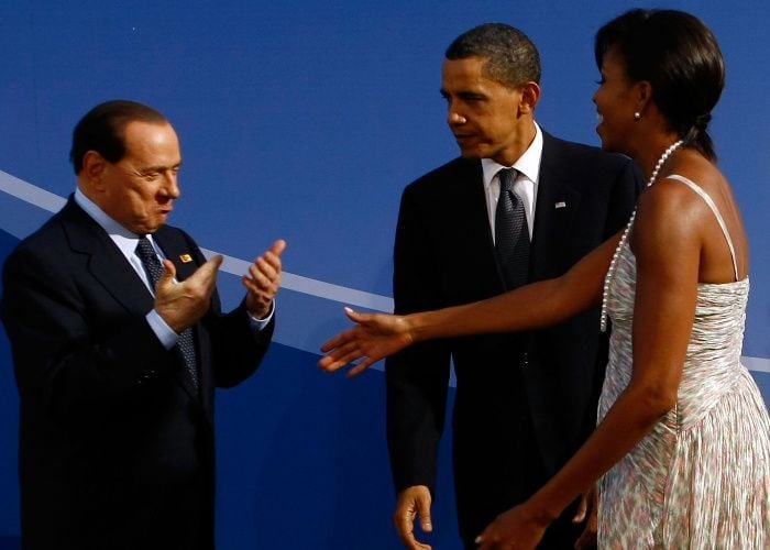 Silvio Berlusconi con Barack Obama y su esposa Michelle