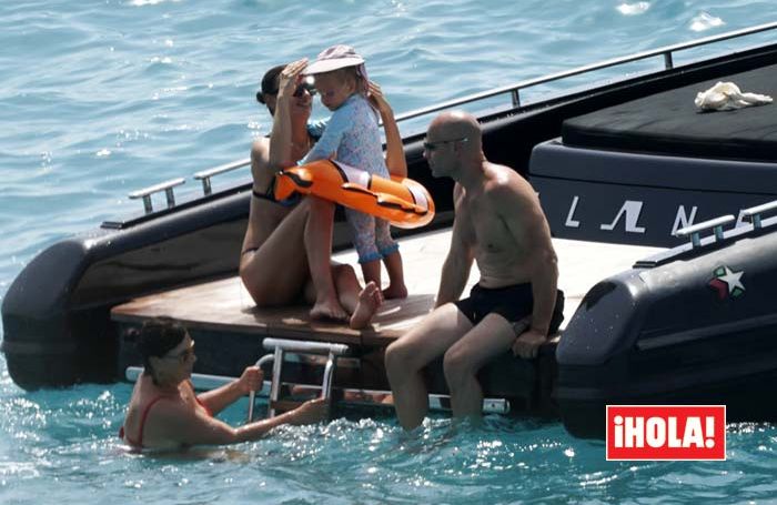 EXCLUSIVA: Lea, la hija de Irina Shayk y Bradley Cooper, la grumete más simpática de Ibiza