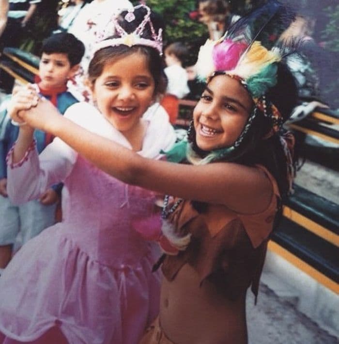 Lola Orellana y Lucía Fernanda de pequeñas