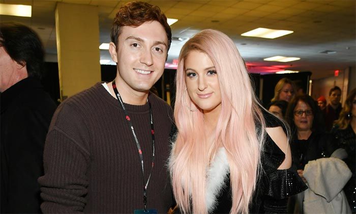 Meghan Trainor y Daryl Sabara