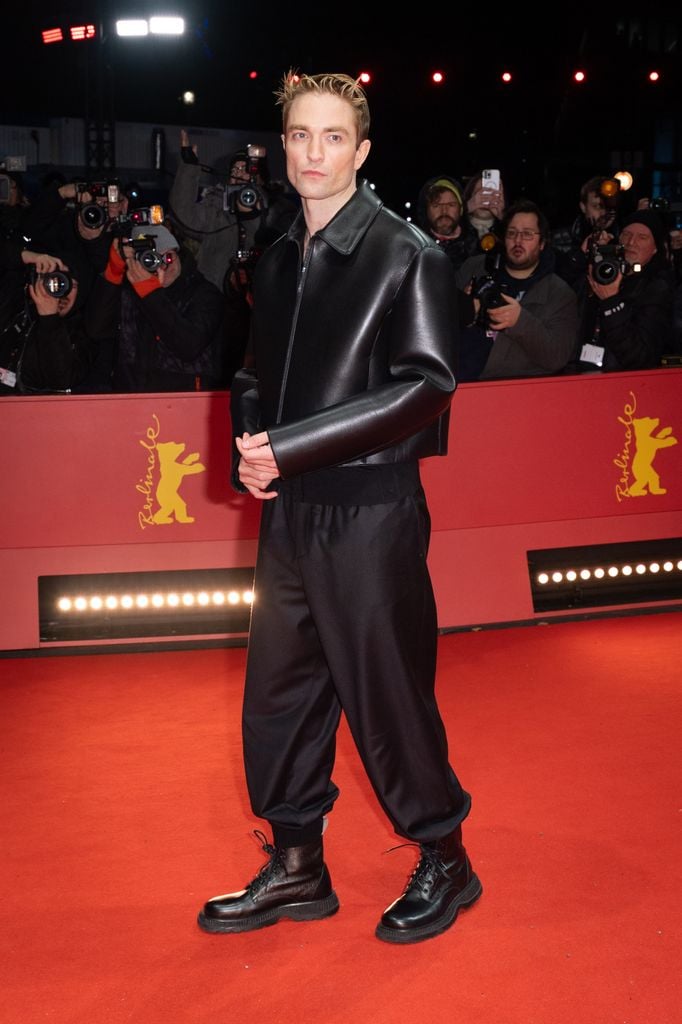 El ´total look´de Robert Pattinson en el Festival de Cine de Berlin.