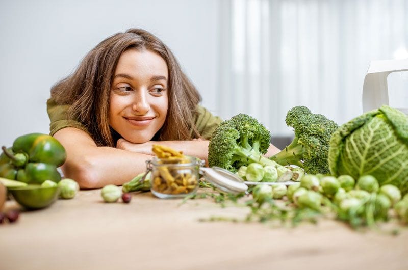 istock mujer verduras