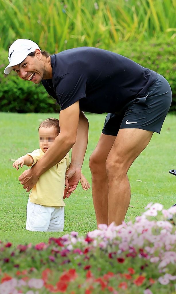 Rafa Nadal con su hijo HOLA 4146