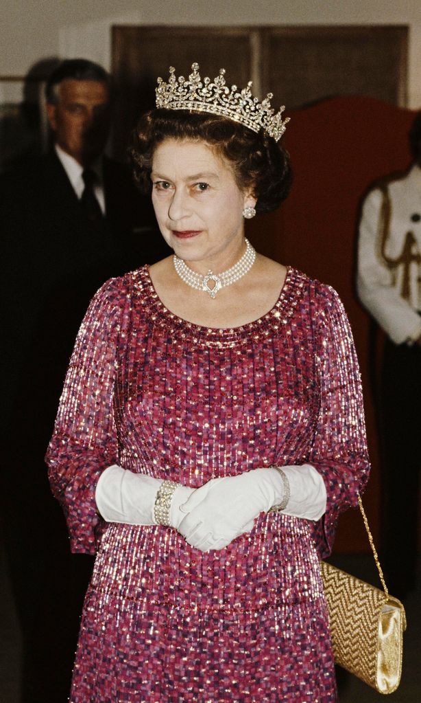 Reina Isabel II