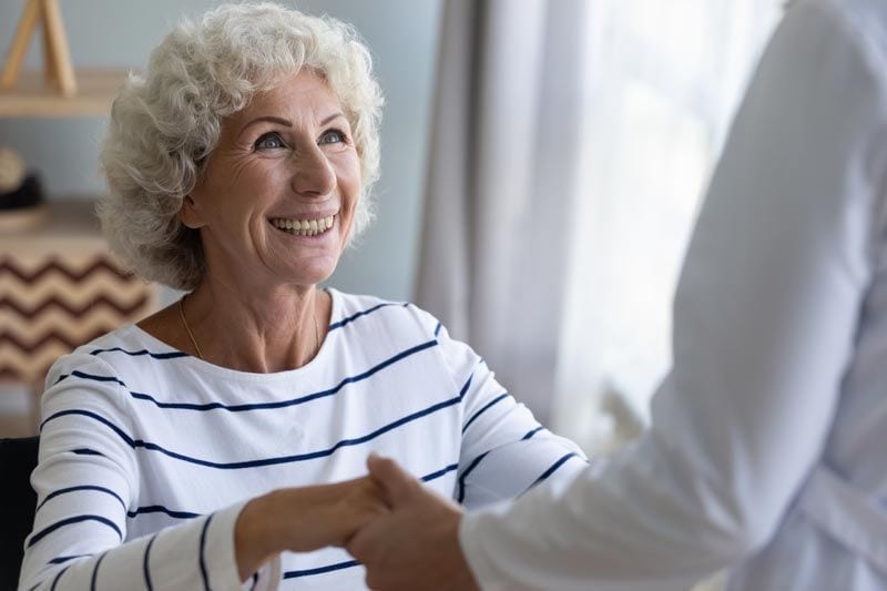 mujer anciana