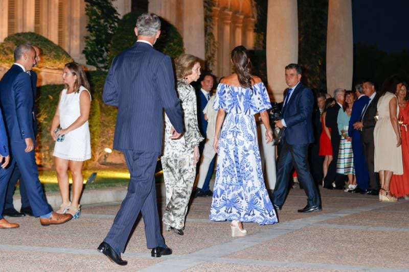 Los Reyes y doña Sofía en la recepción de Marivent