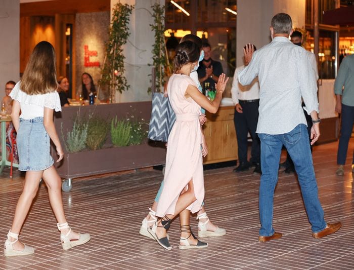 Los Reyes y sus hijas cenan en el restaurante de Martín Berasategui