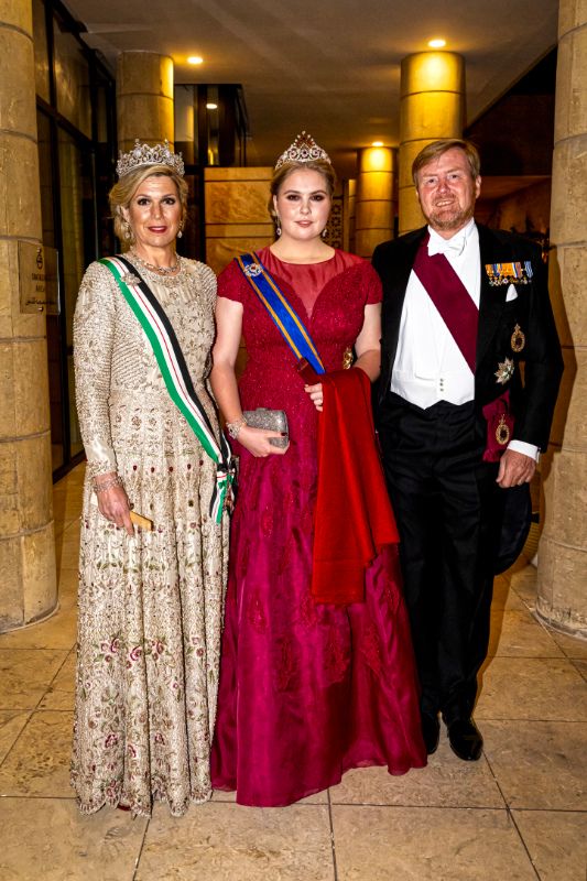 Guillermo y Máxima de Países Bajos junto a su hija mayor, la princesa Amalia
