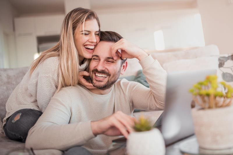 pareja feliz