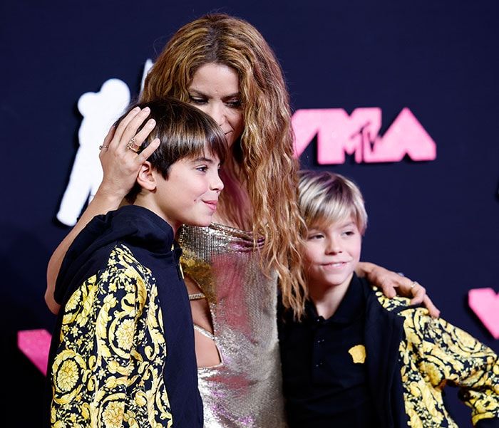 Shakira y sus hijos en los MTV