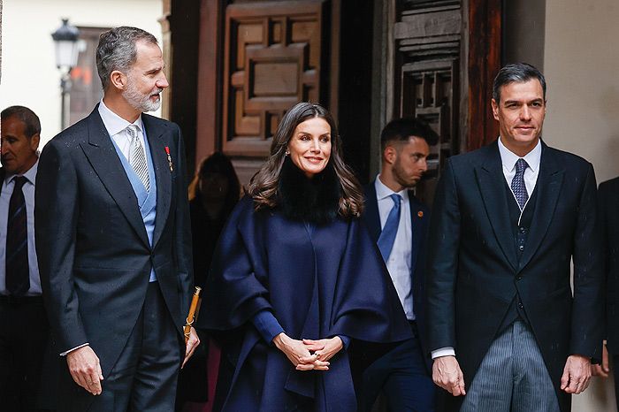 Reyes Felipe y Letizia con Pedro Sánchez