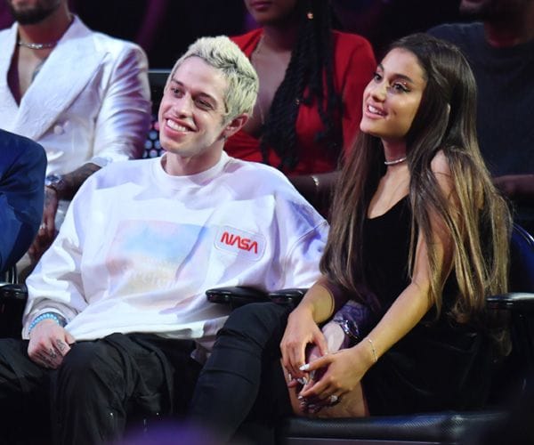 Ariana Grande y Pete Davidson