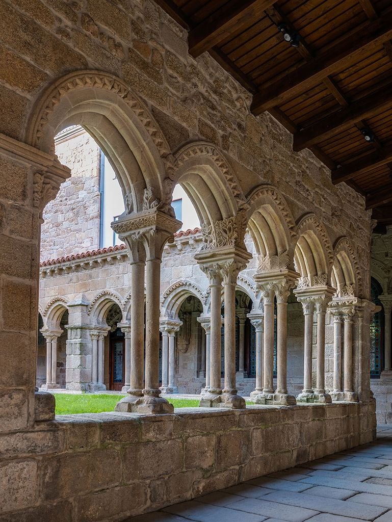 Claustro de la iglesia de San Francisco, Ourense