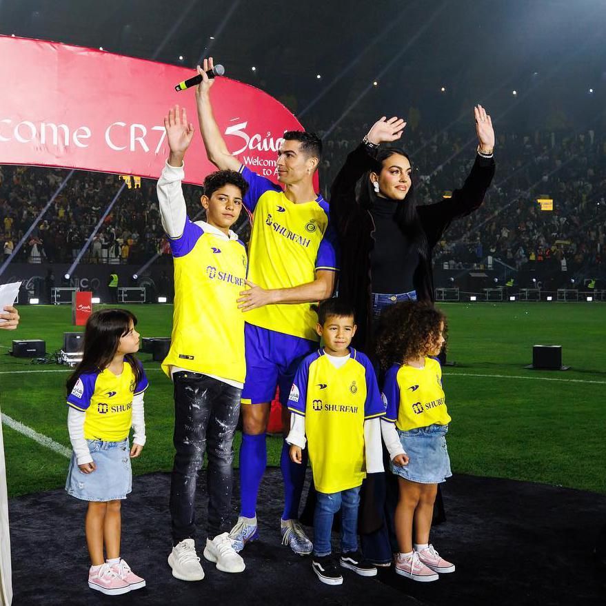 Cristiano Ronaldo y su familia