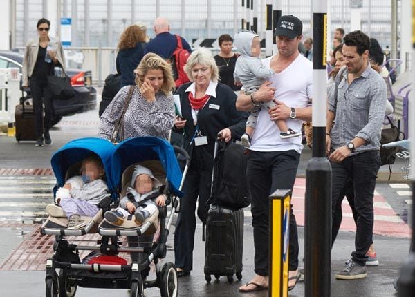 Elsa Pataky viaja alrededor del mundo junto a su marido, Chris Hemswoth, y sus tres hijos
