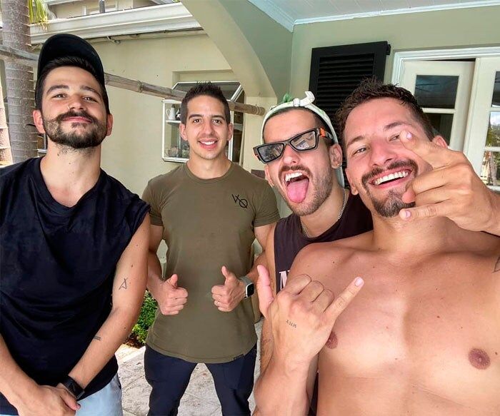 Camilo, Ricky y Mau Montaner con Jorge Valverde