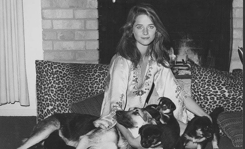 caftan_celebrities_Charlotte_Rampling_1