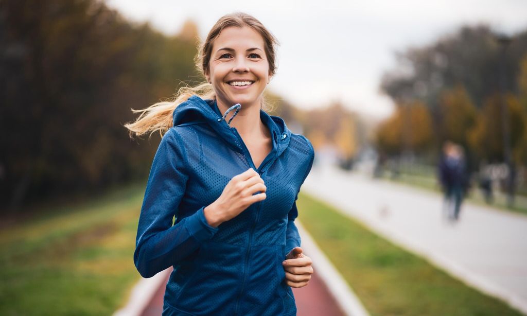 mujer haciendo deporte