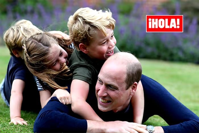 El duque de Cambridge con sus hijos