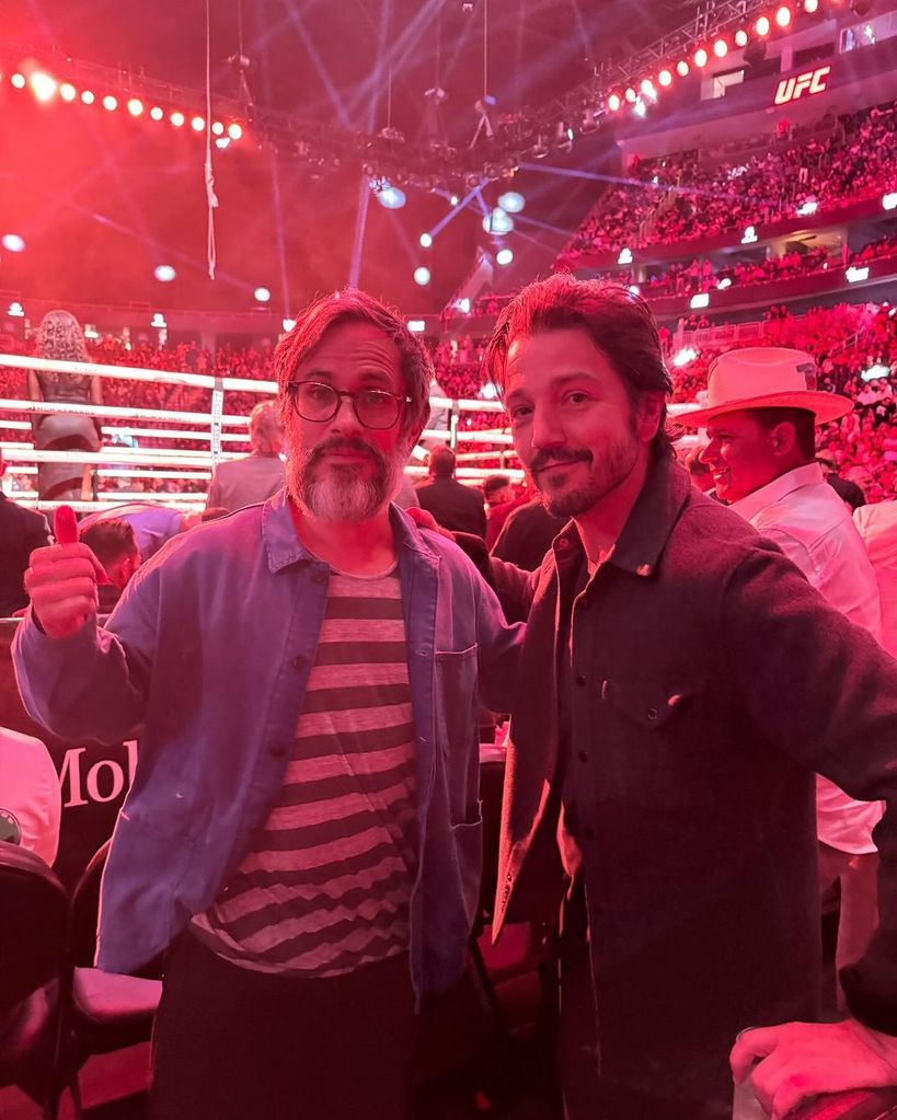 Gael García y Diego Luna se mostraron felices por el triunfo del 'Canelo'