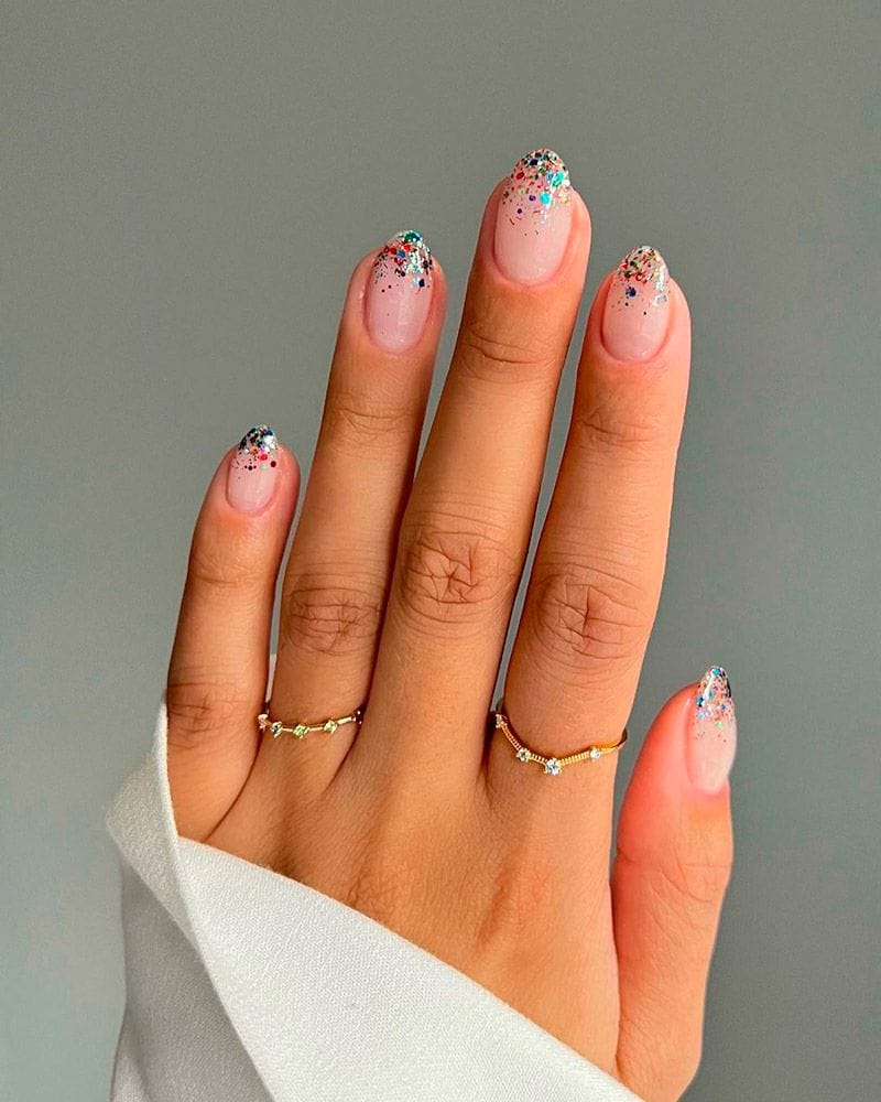 manicura glitter tendencia