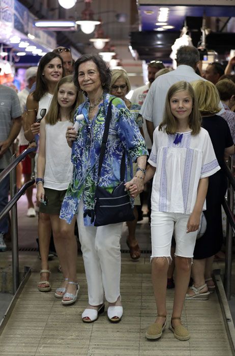 La reina Sofía, la reina Letizia, la princesa Leonor y la infanta Sofía