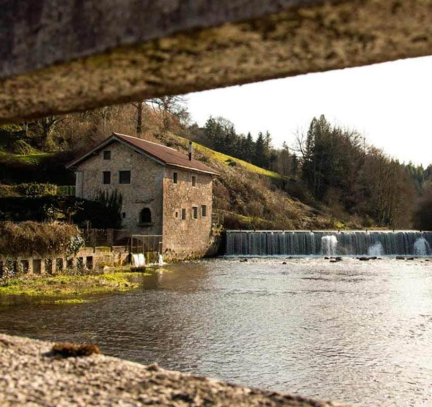 molino de agua en lekunberri navarra