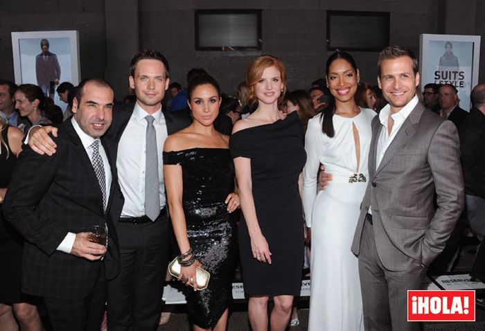 Meghan Markle y el elenco de 'Suits'