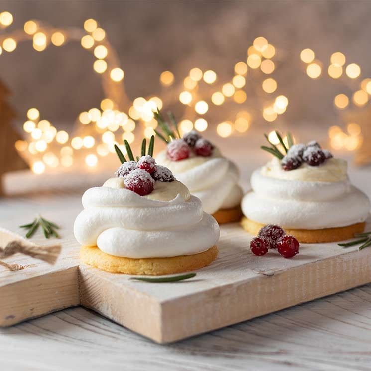 Paso a paso: Mini paulovas de almendra y mousse de limón