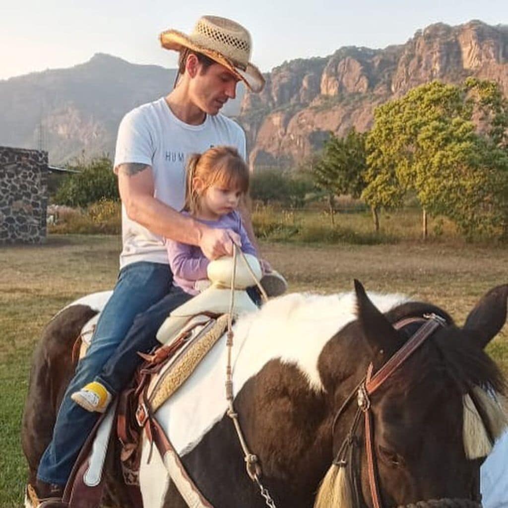 mauricio ochmann y su hija