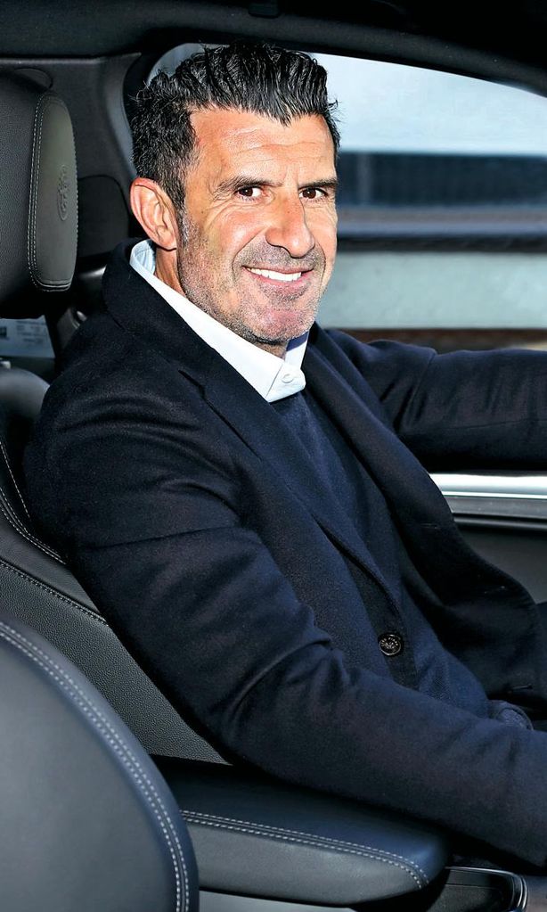 Luis Figo HOLA4097