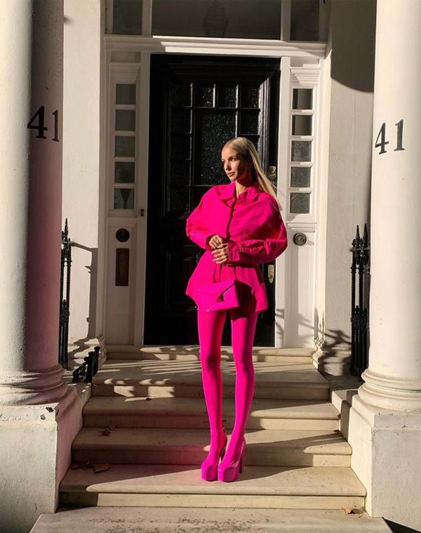 leonie hanne look rosa valentino