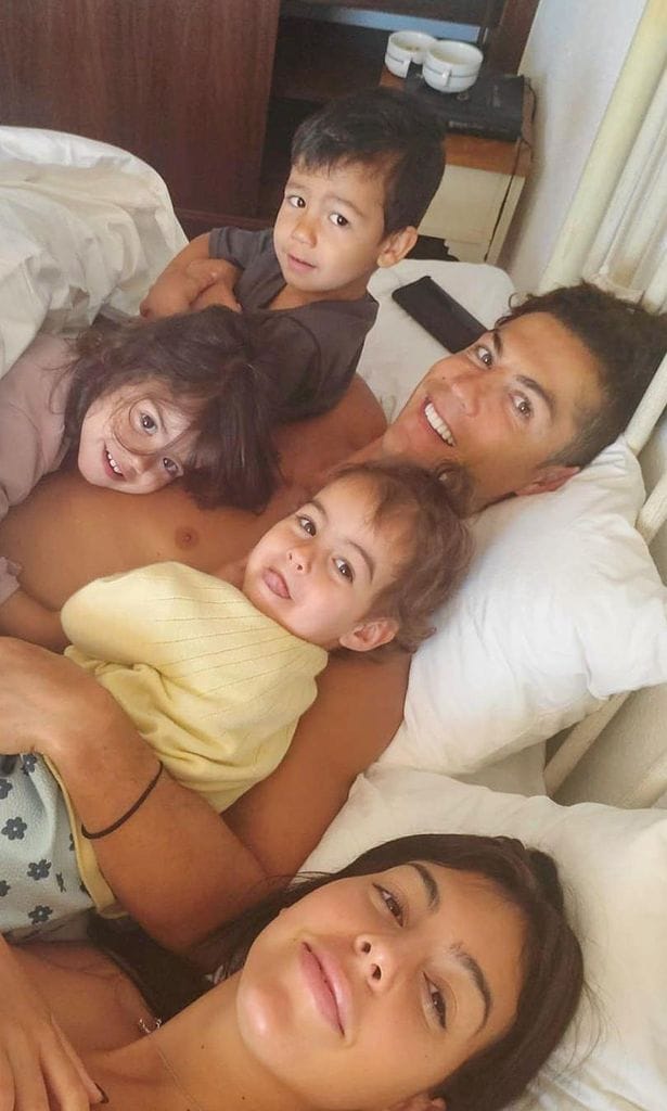 cristiano ronaldo y sus hijos