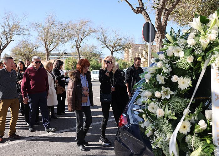 Bárbara Rey en el funeral de su hermano