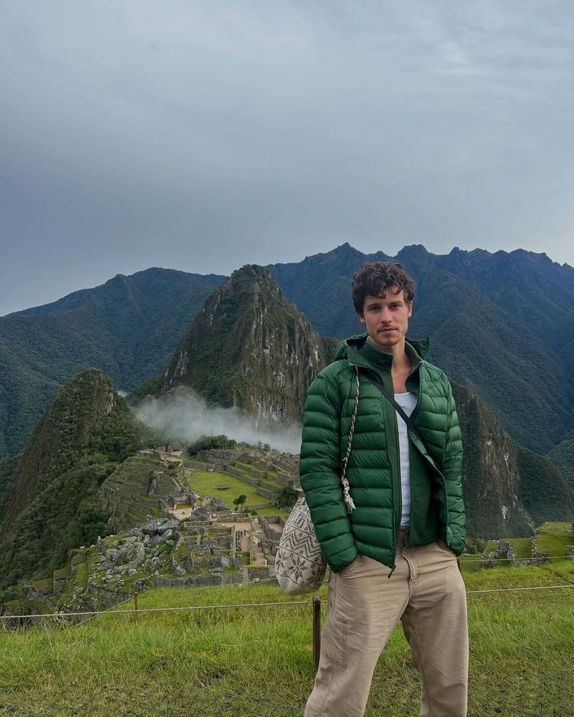 Shawn Mendes en Machu Picchu, donde fue captado junto a Helena Gualinga