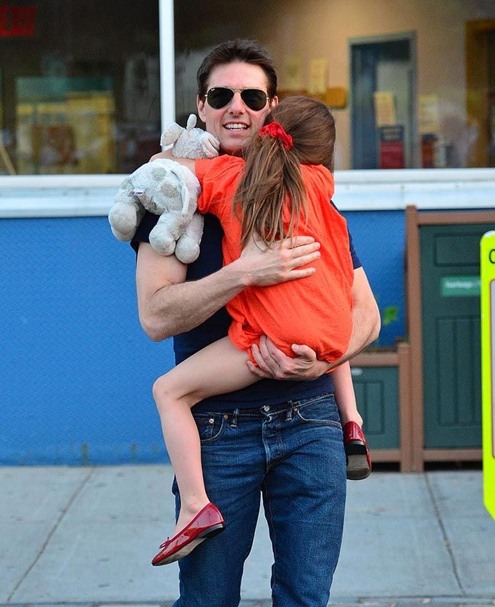 Tom Cruise con su hija Suri tras su separación de Katie Holmes