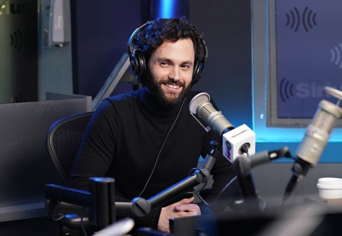 En el último episodio de su podcast, Podcrushed, Penn Badgley ha confesado cuál ha sido la mejor broma que le han gastado nunca