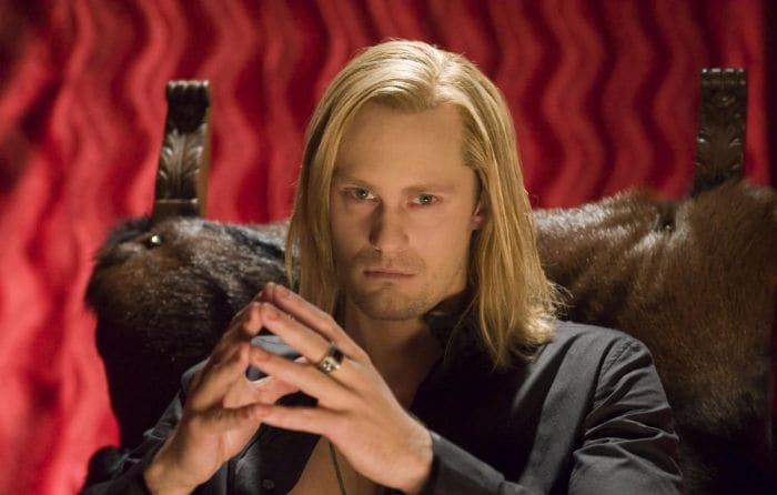 Alexander Skarsgard confirma su paternidad con Tuva Novotny, en la presentación de 'Succession 4'