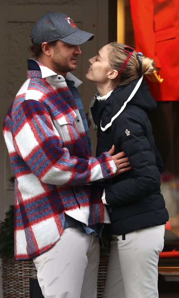 Pierre Casiraghi y Beatrice Borromeo HOLA4093